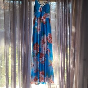 Gorgeous blue flower print dress